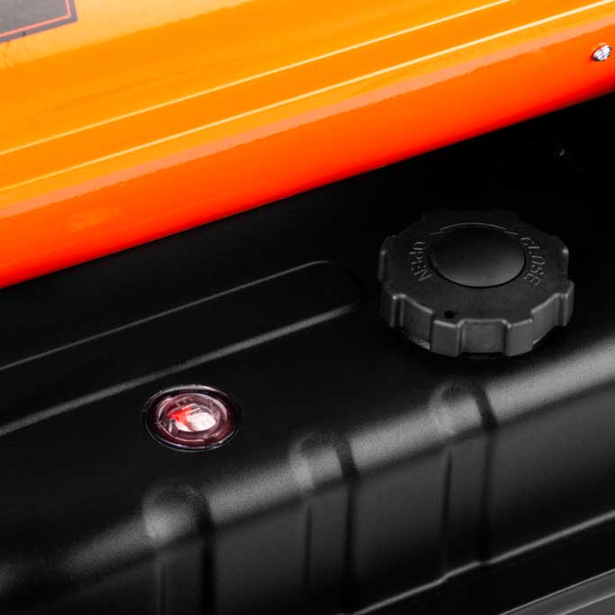 Clima DFA2330 zoomed in image of the tank and gas connection 